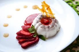 СЛИВОЧНО-ВАНИЛЬНОЕ СЧАСТЬЕ В БОЛЬШОЙ РЮМКЕ